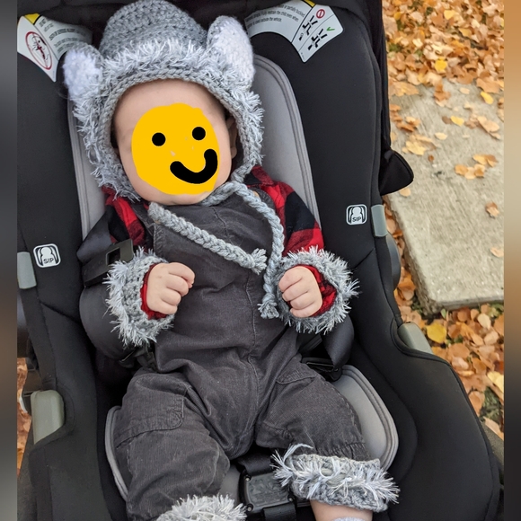 Crotchet Baby Wolf Hat Set with Wrist and Ankle Cuffs - Picture 5 of 5